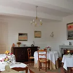 La Maison D'antan Hotel